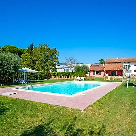 B&B Ilporticodispello 3*